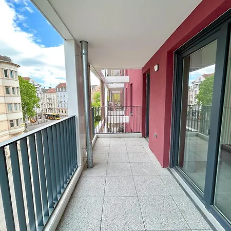 Lumineux, Terrasse Cosy Et Parking Prive Inclus Apartamento Metz