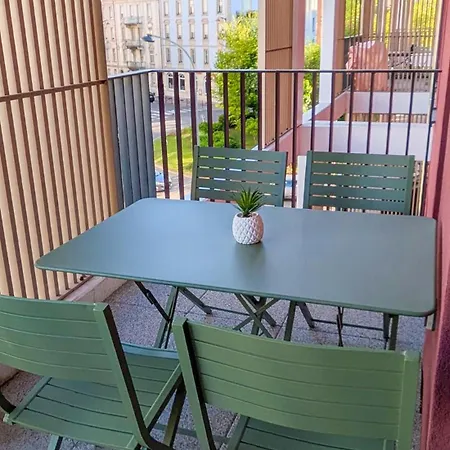 Metz, Lumineux, Terrasse Cosy Et Parking Prive Inclus Διαμέρισμα *